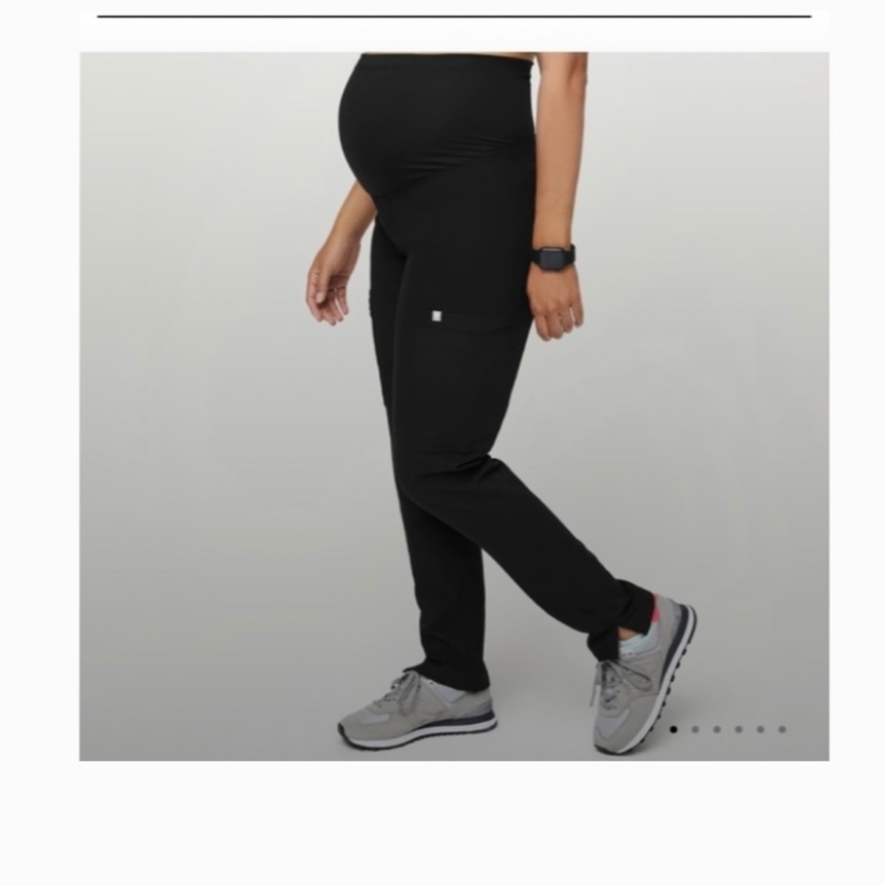 Maternity scrub pants